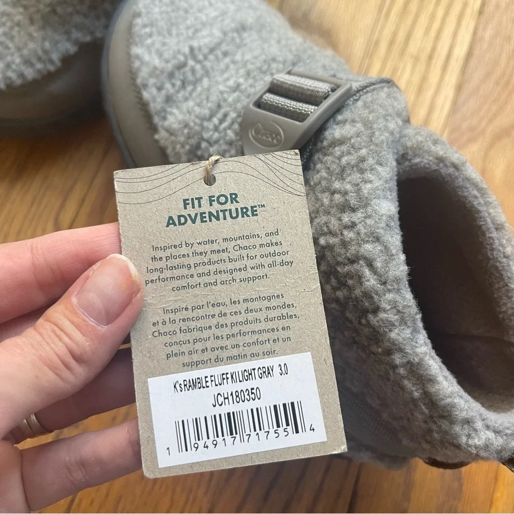 NEW Chaco Kids Ramble Fluff Boots JCH180350 Light Grey Size 3 NWT